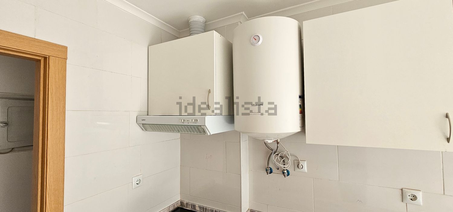 出租公寓 t2在Rua General Justiniano Padrel, 14 - 厨房