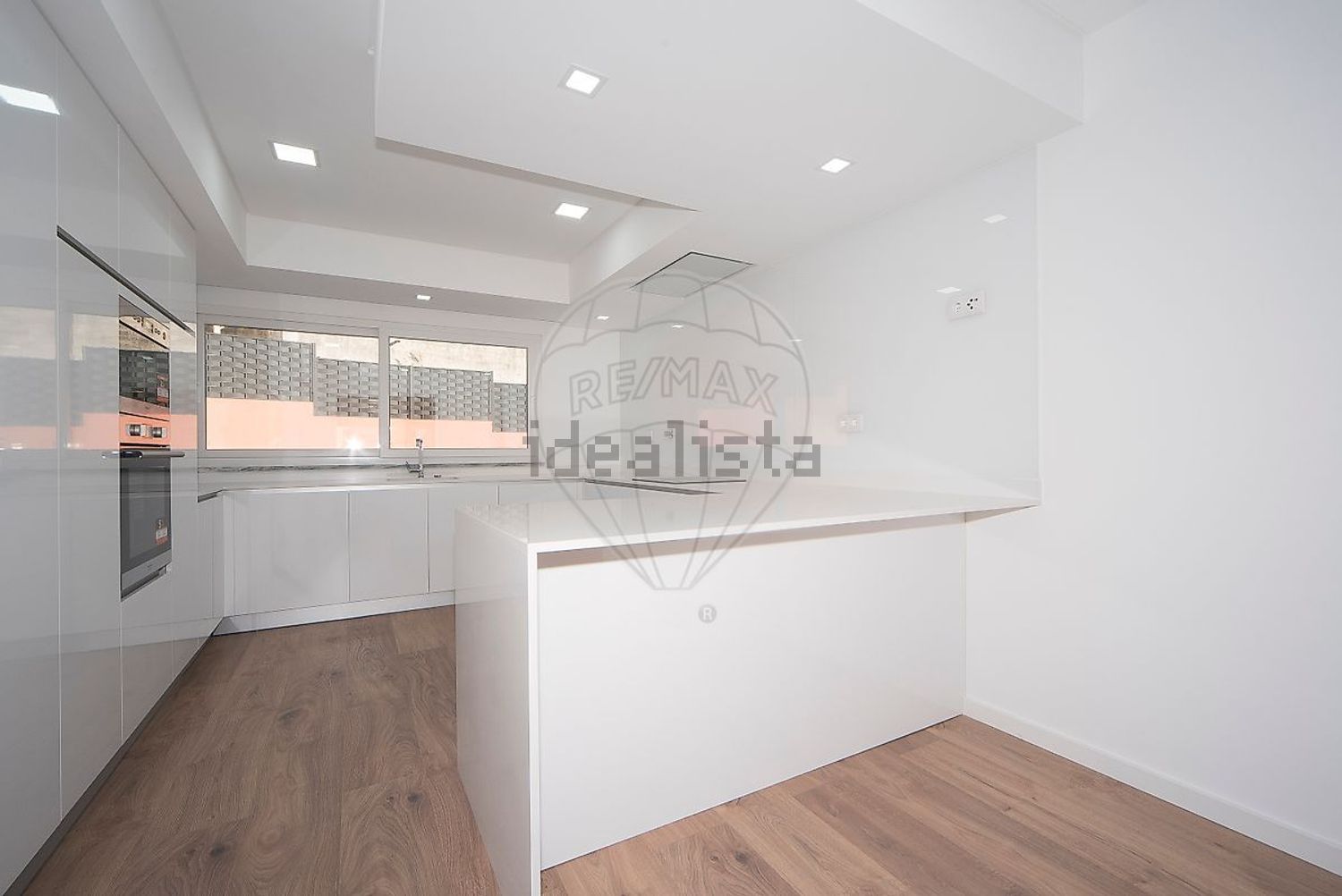 出租小楼房或独栋别墅Cm1318 - 厨房