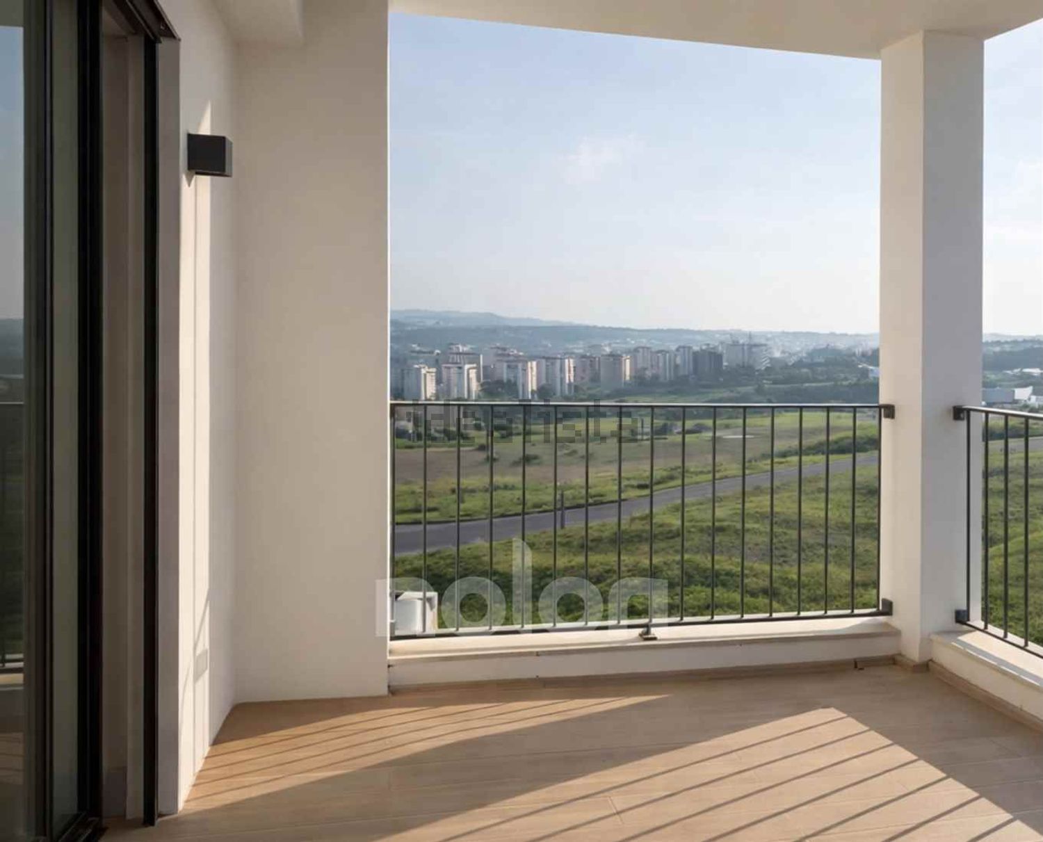 公寓 t4出售在Rua Mário Eloy Pereira, 2 Bloco F2 - 阳台