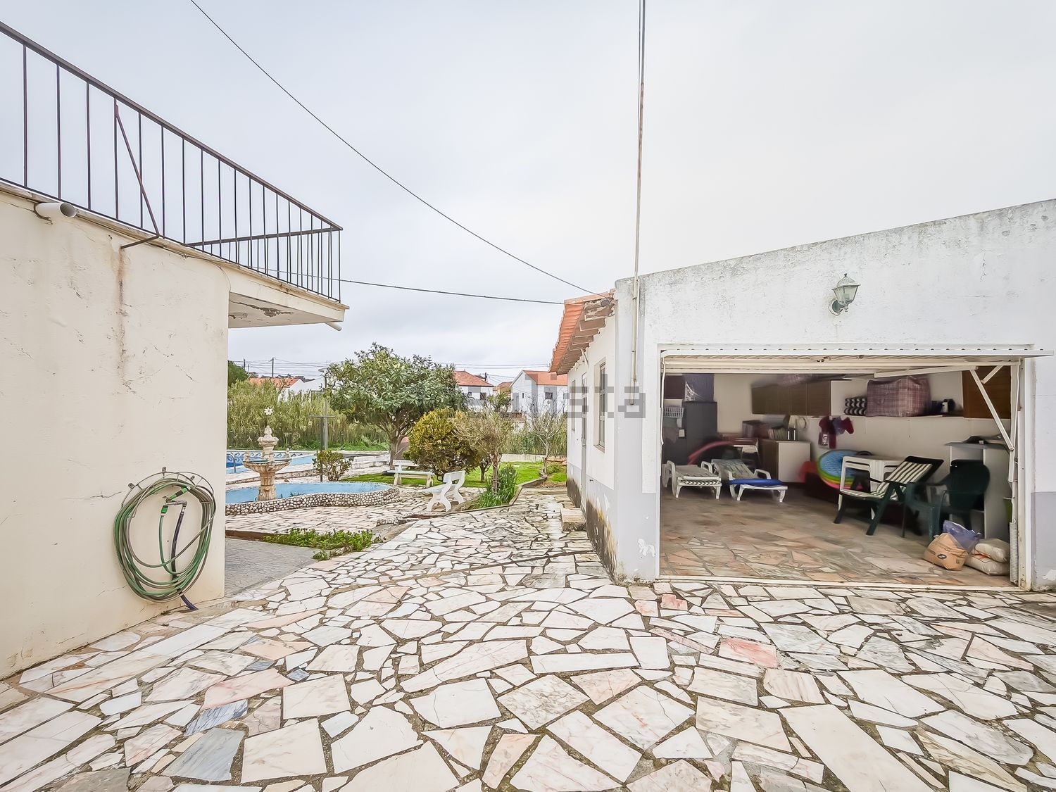 小楼房或独栋别墅出售lapa da serra - 外立面