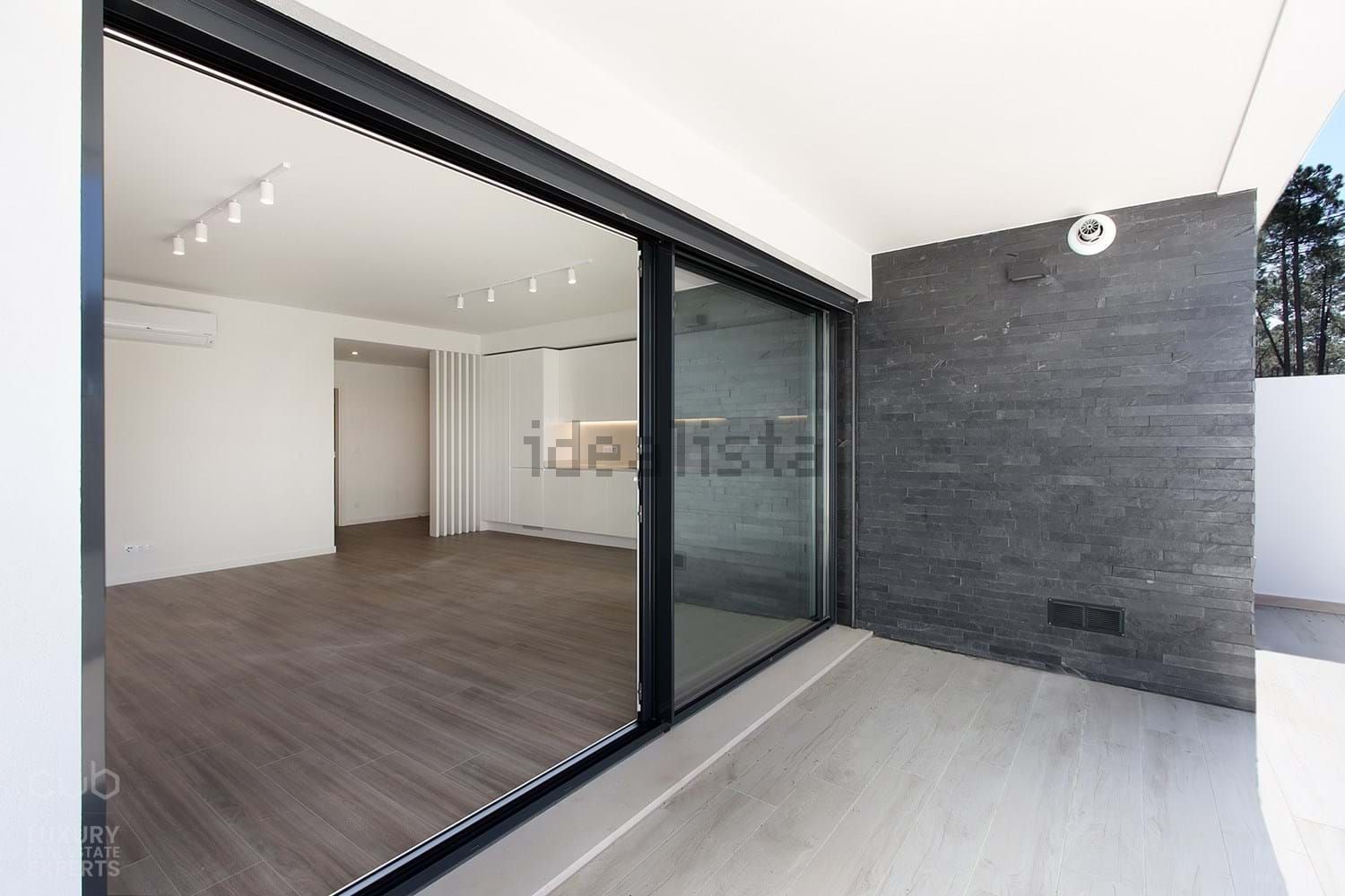 出租公寓 t2在Avenida José Cardoso Pires, 8 - 居住