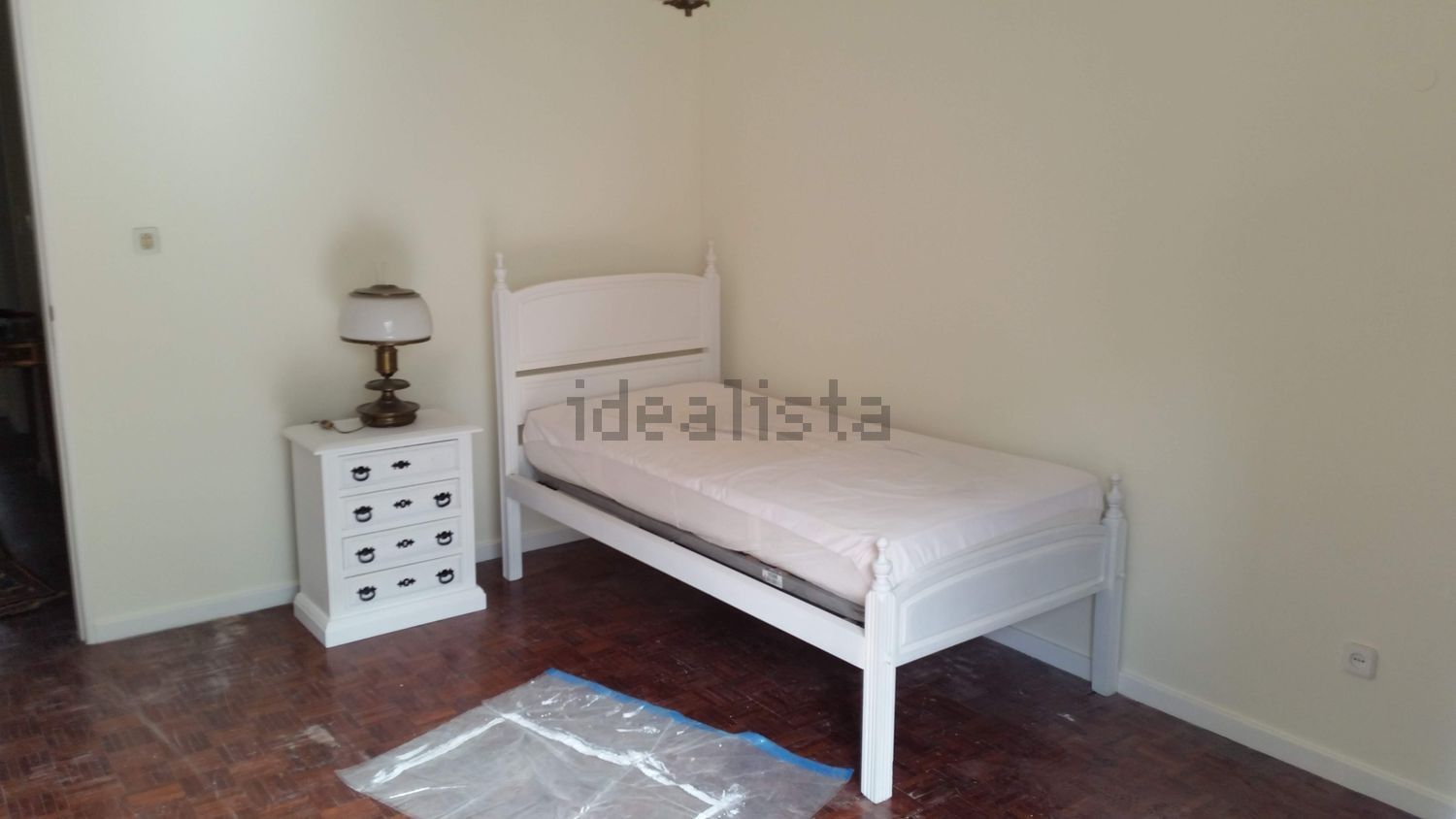 出租房间在Rua Gonçalves Zarco, 1 d - 卧室