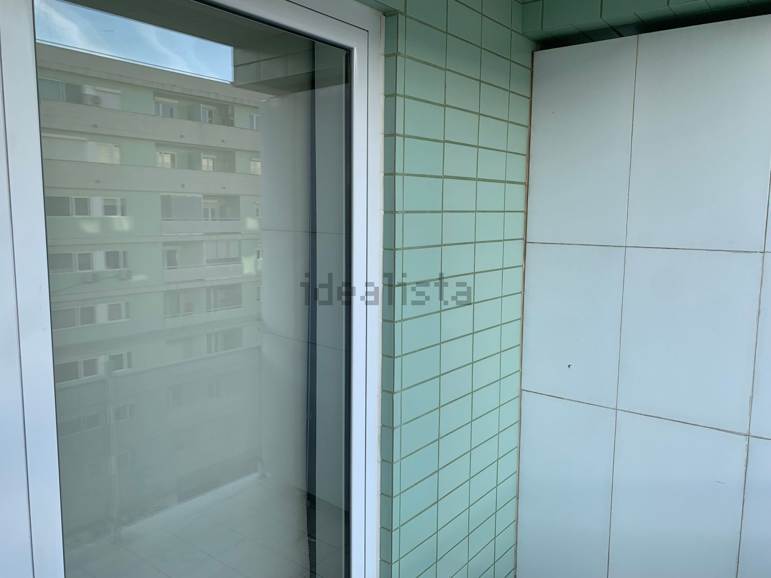 出租公寓 t3在Rua Maria de Lourdes Pintassilgo - 露台