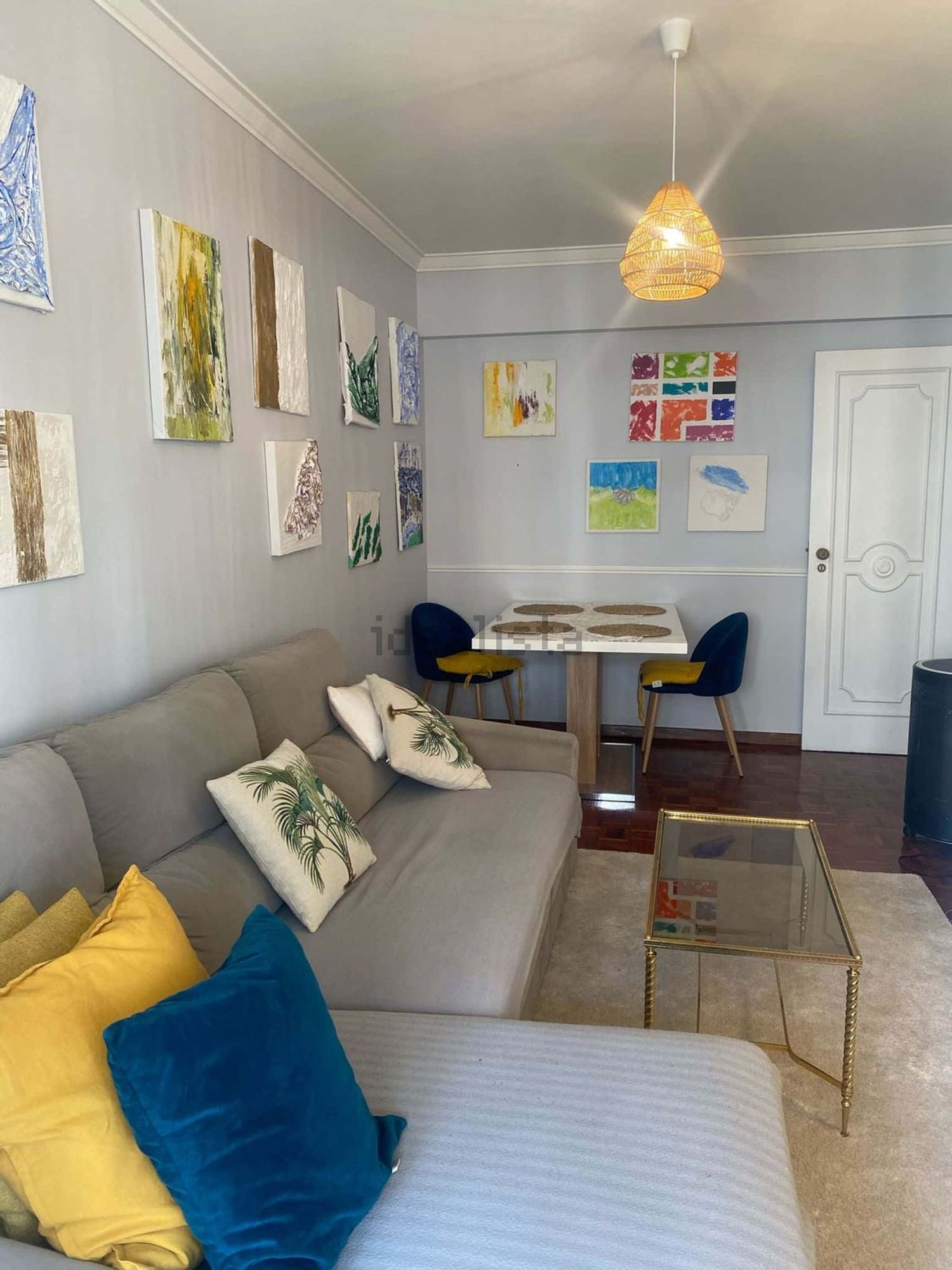 出租房间在Rua Almeida Garrett, 22 - 客厅