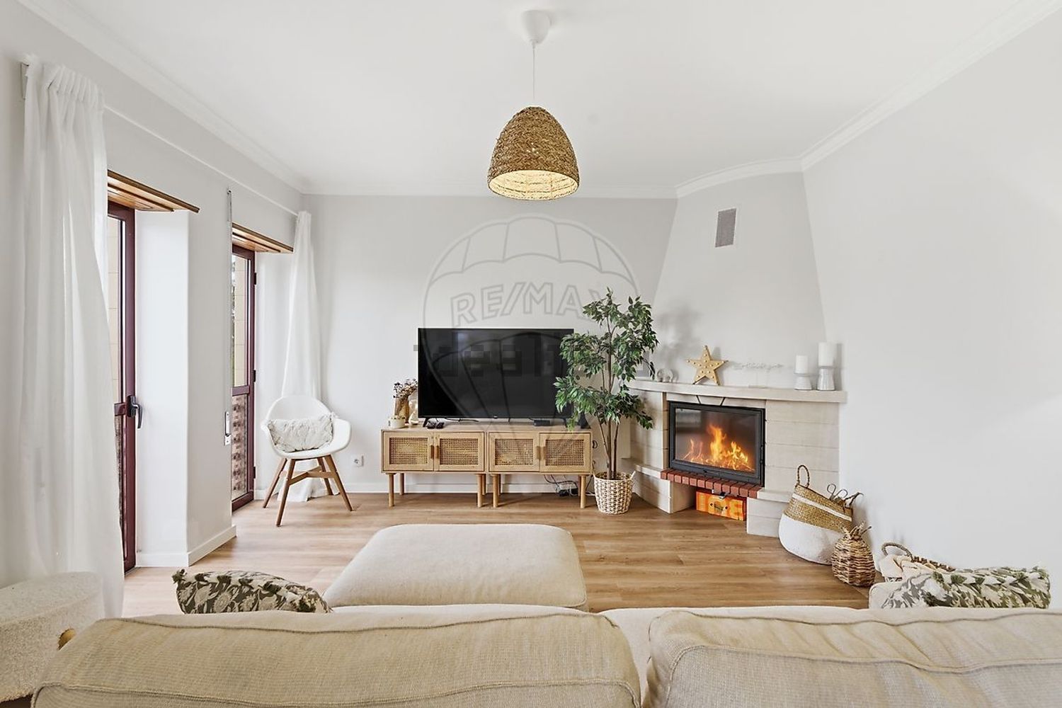 公寓 t3出售在Praceta Eugénio Salvador - 客厅