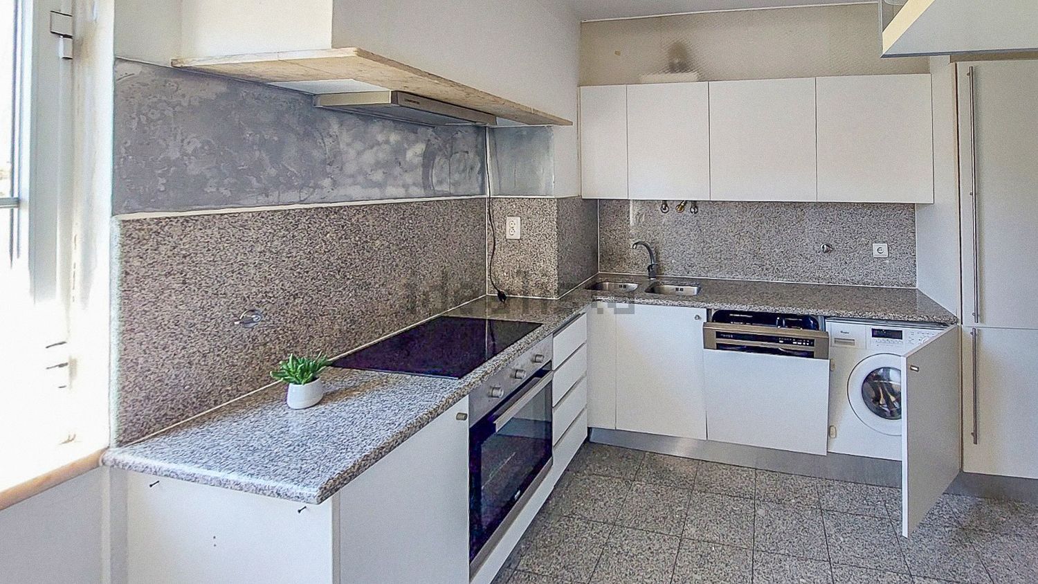 出租公寓 t3在Rua dos Douradores, 175 - 厨房