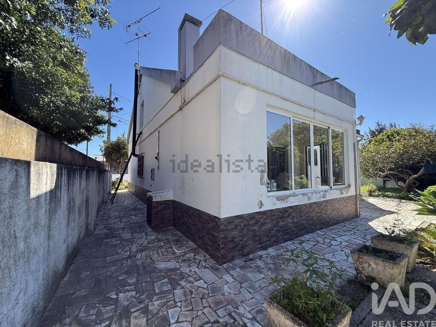 小楼房或独栋别墅出售在Alhos Vedros - 外立面