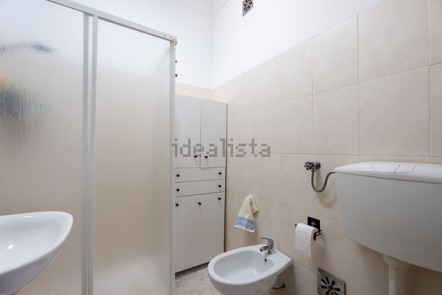 公寓 t2出售在Rua Soeiro Pereira Gomes, 5 - 卫生间