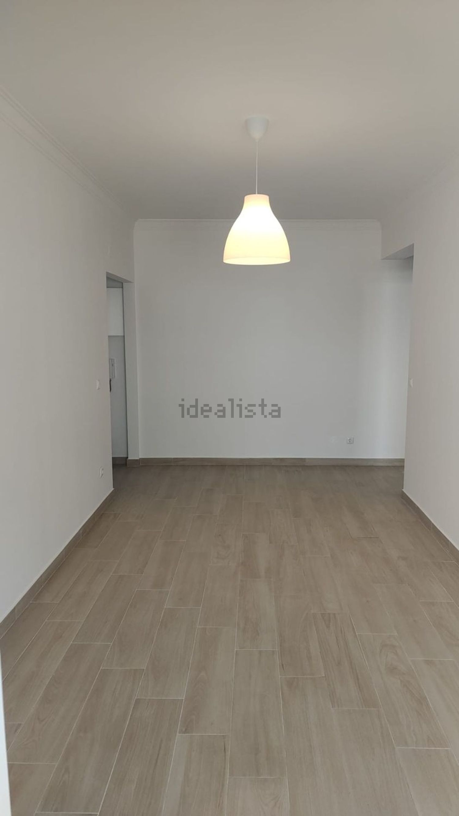 出租公寓 t1在Rua Francisco Vieira de Almeida s/n - 客厅