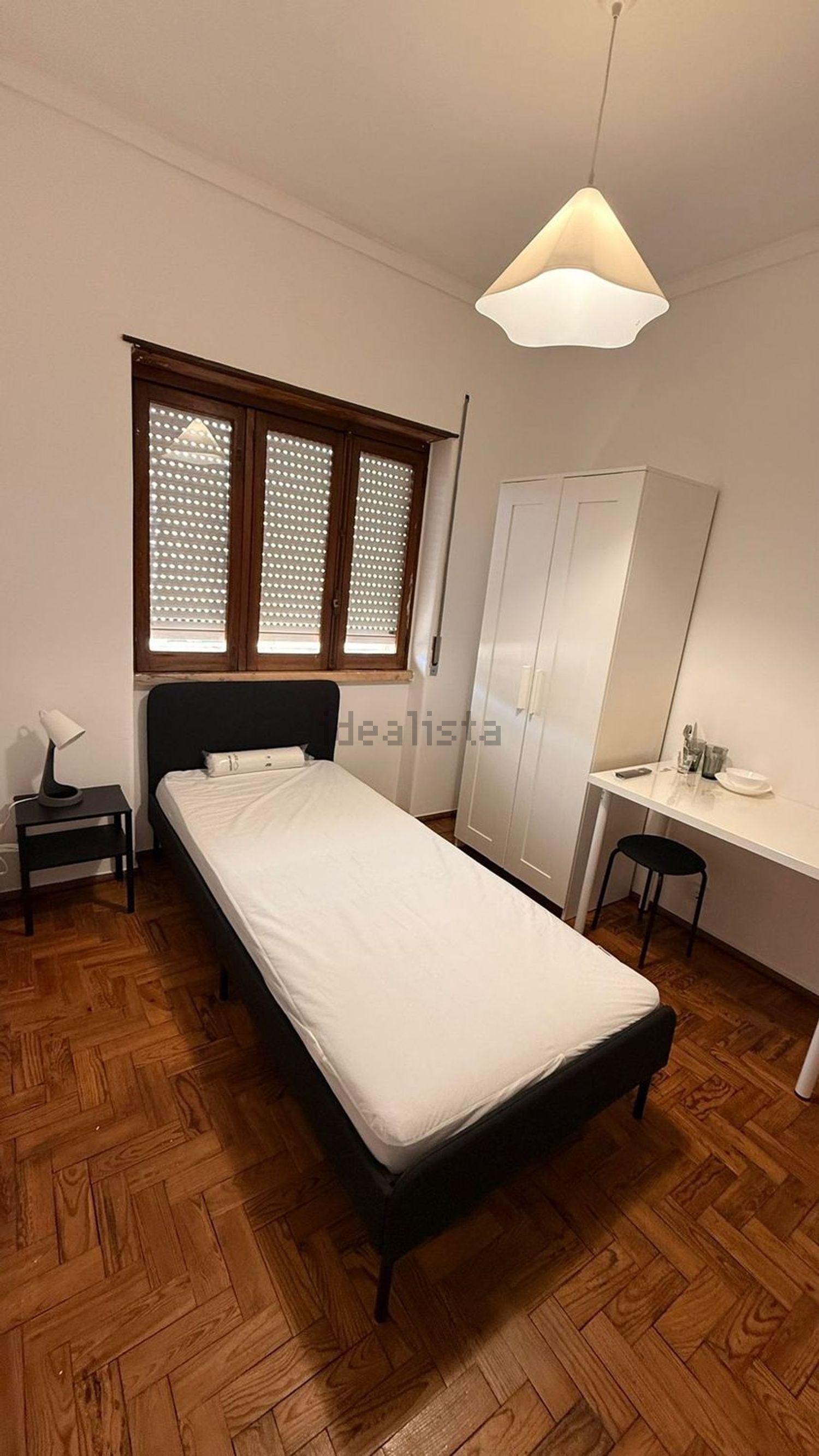 出租房间在Praceta Frei Luís de Sousa, 2 - 卧室