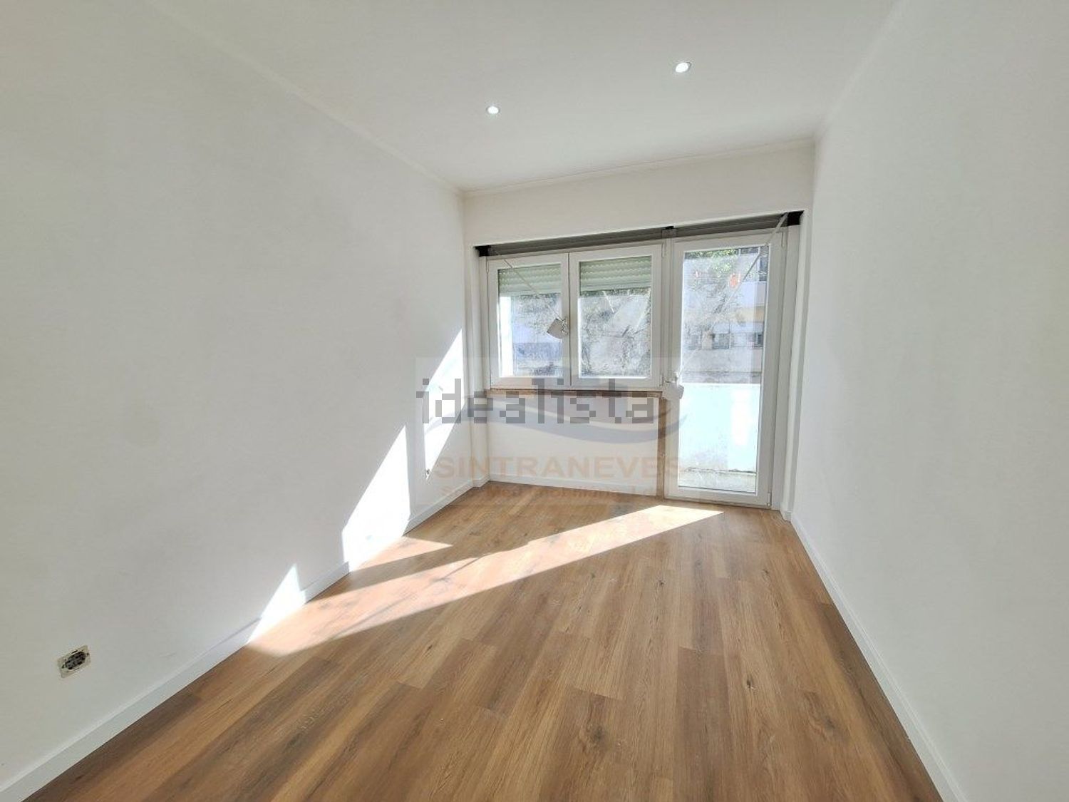 公寓 t2出售在Falagueira-Venda Nova - 居住