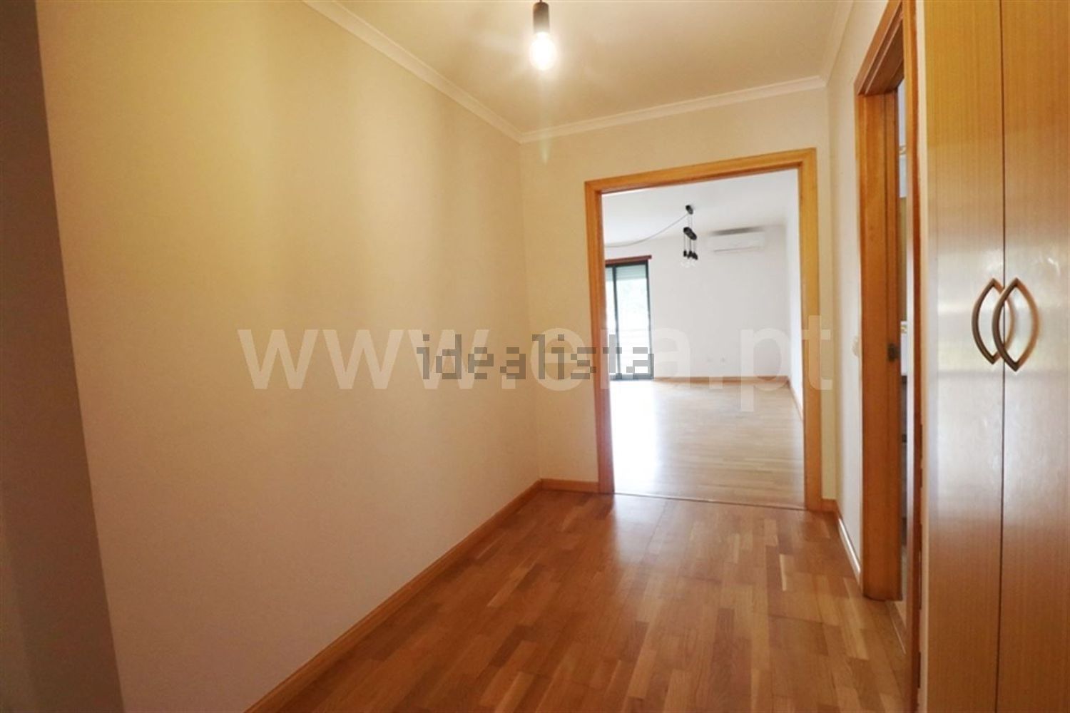 出租公寓 t3在Rua António Botto - 过道