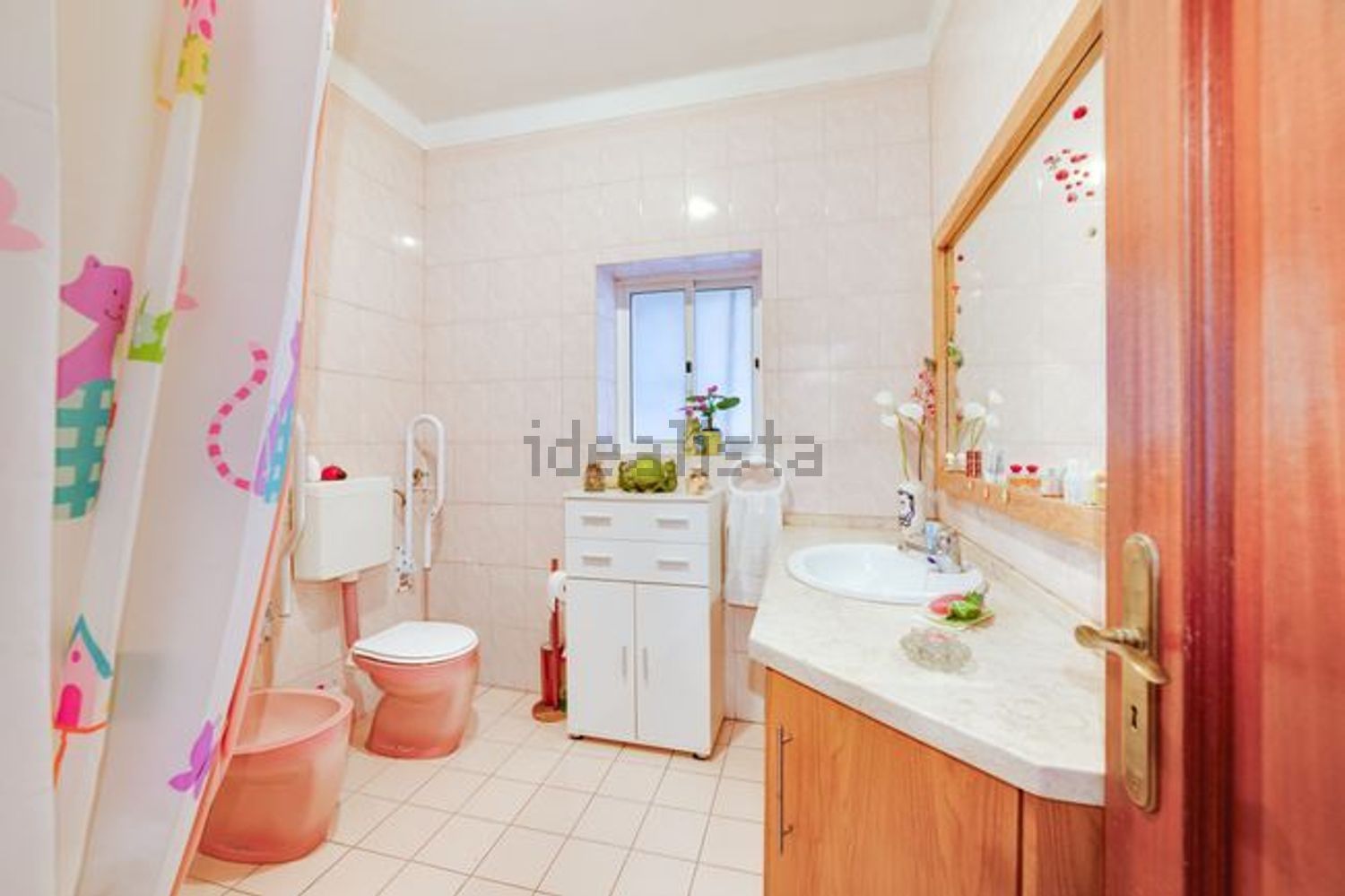 小楼房或独栋别墅出售在Travessa Linhas de Torres - 卫生间