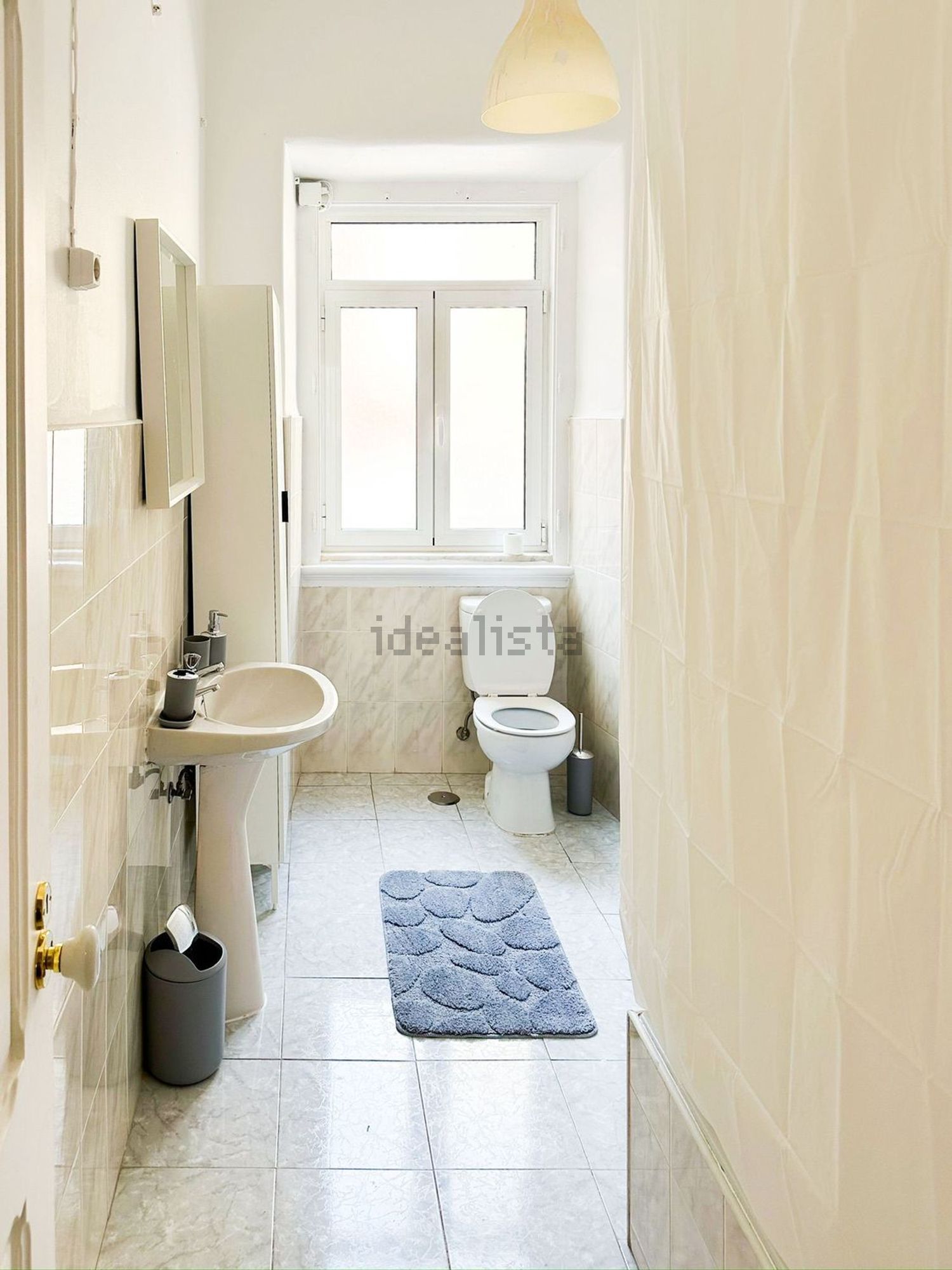 出租房间在Rua de Santa Marta, 33 - 卫生间