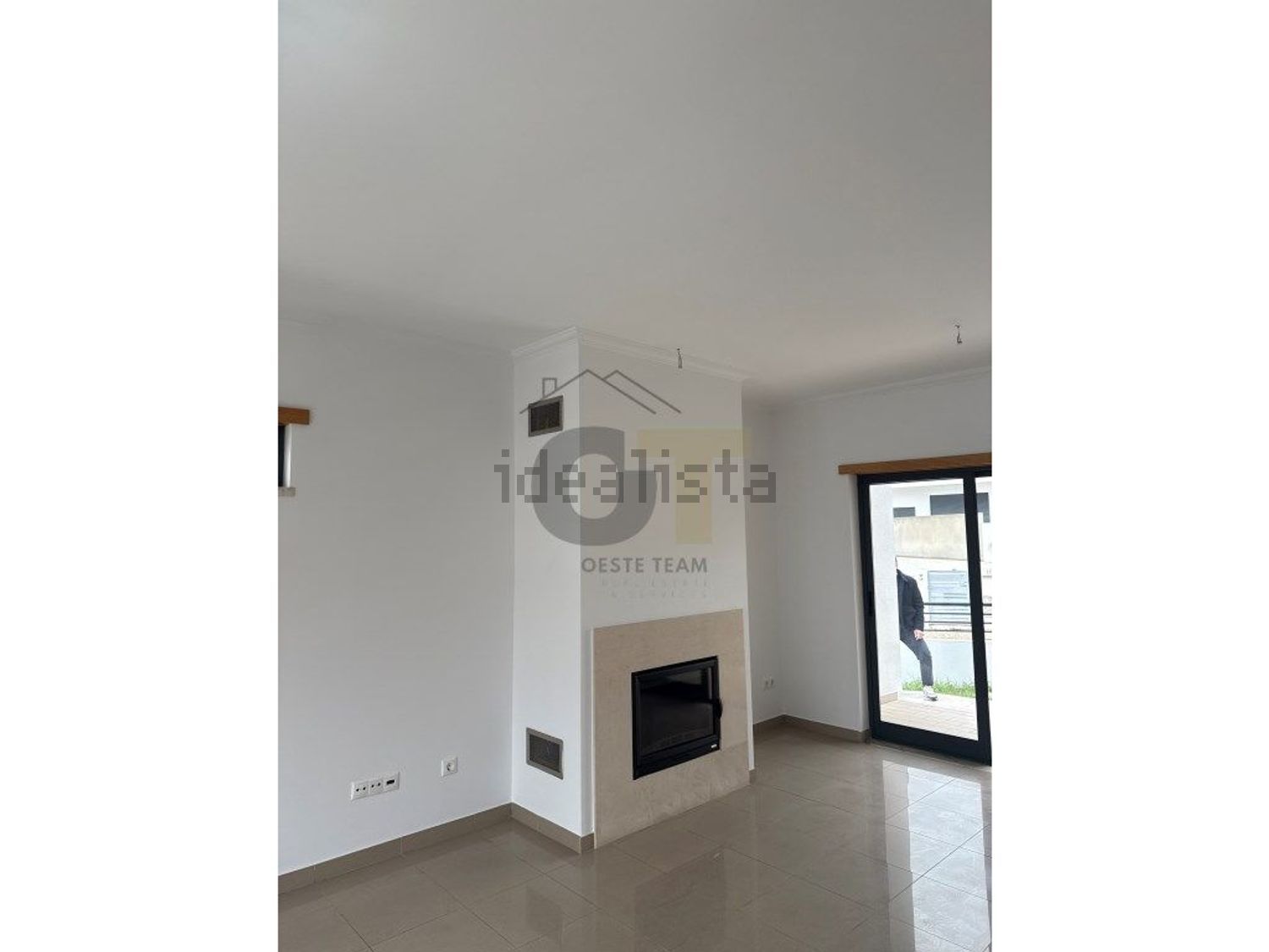 小楼房或独栋别墅出售在Rua Pulido Valente, 14 - 照片