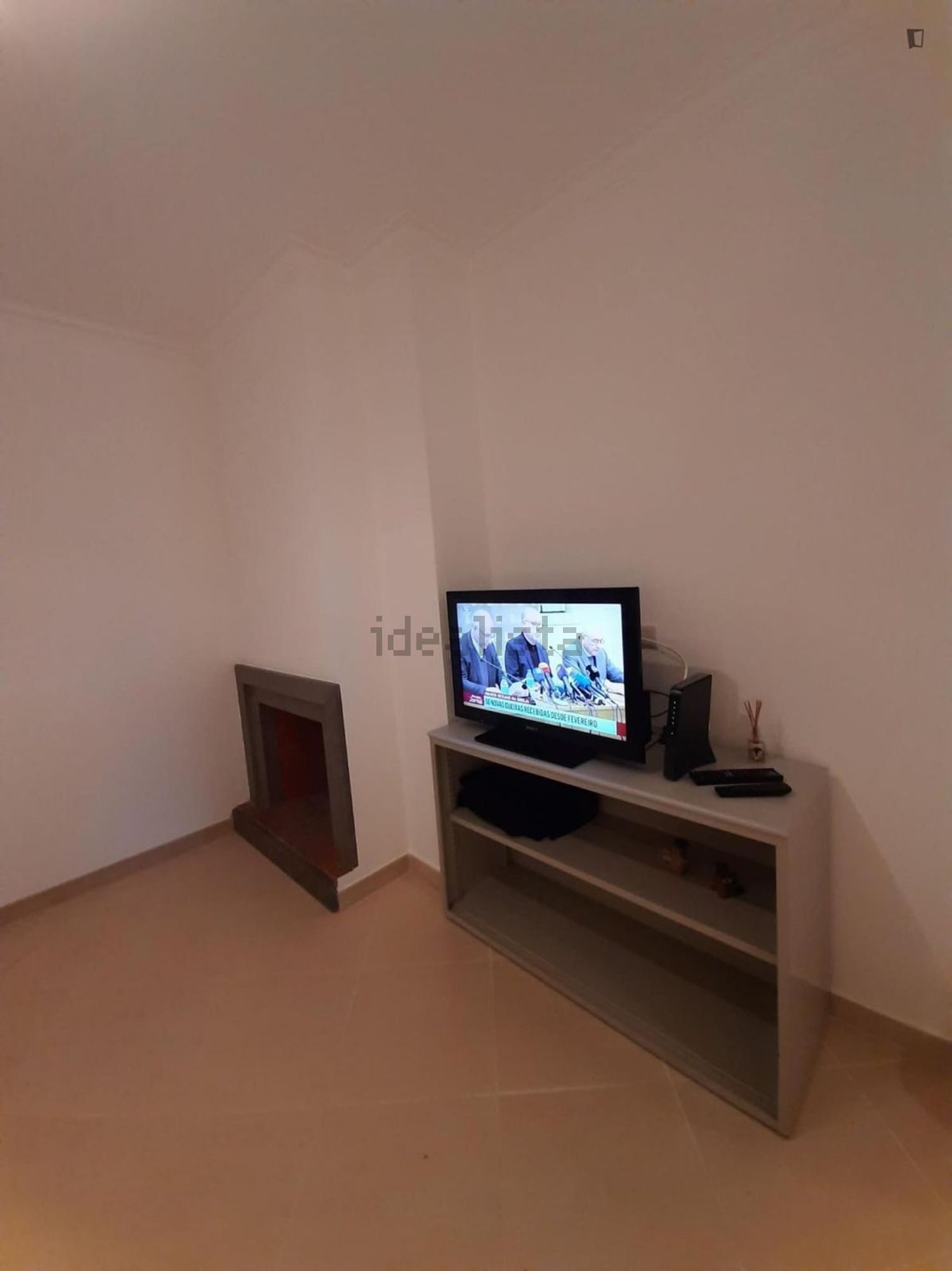 出租房间在Rua do Facho - 客厅