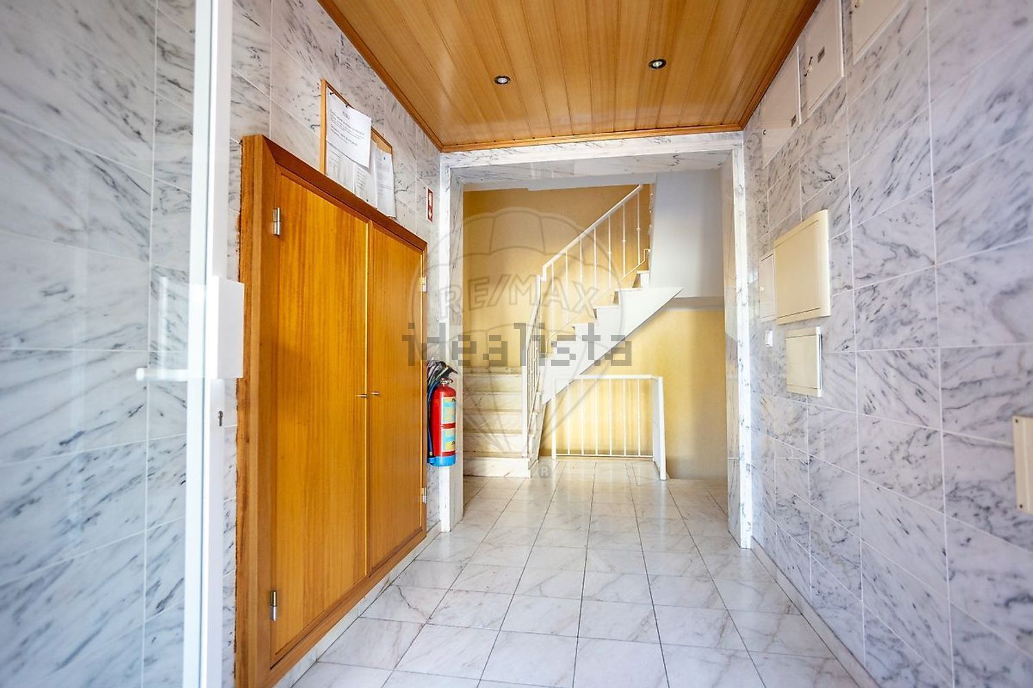 公寓 t2出售在Rua da Fonte Velha - 过道