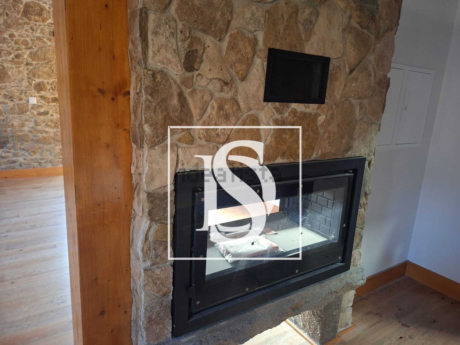 联排别墅出售在São Bartolomeu dos Galegos e Moledo - 详情