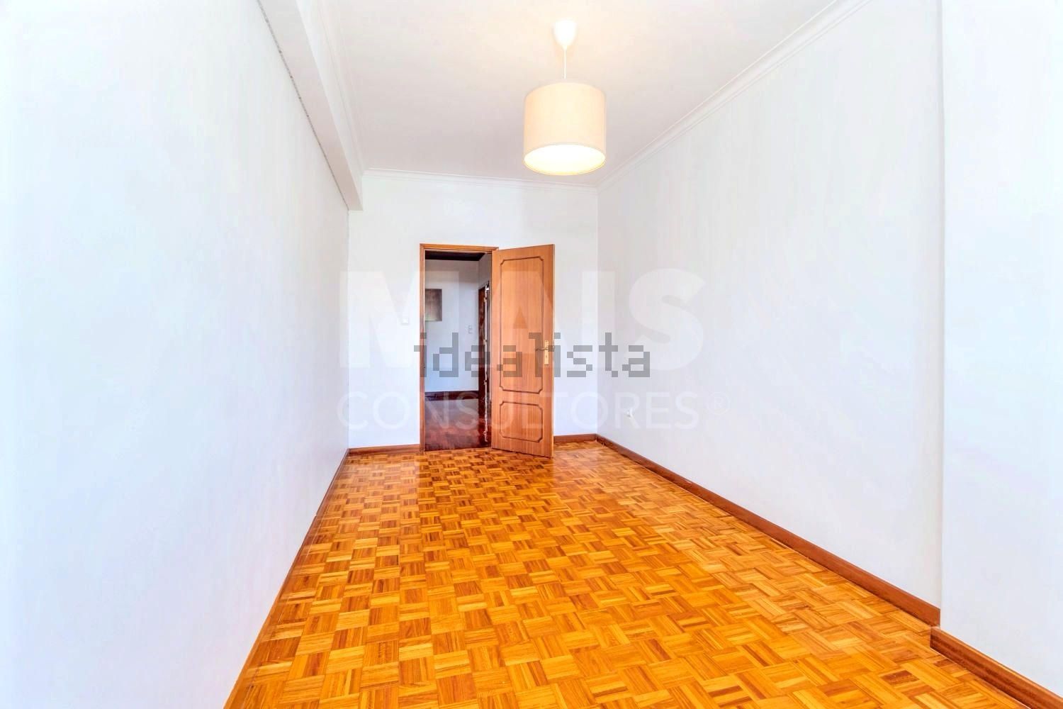 公寓 t2出售在Rua Abel Salazar - 卧室