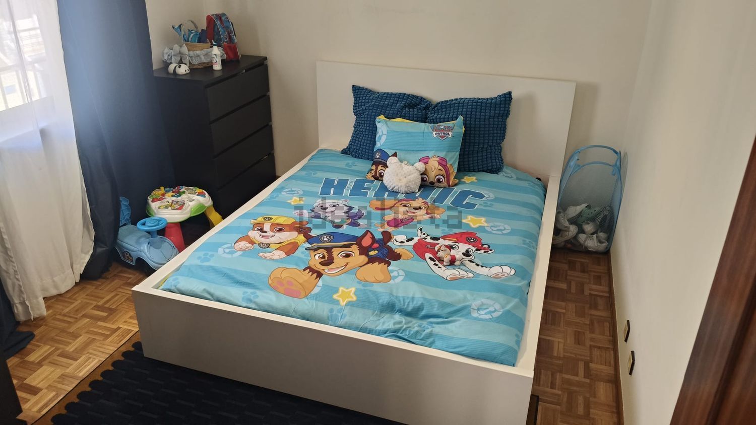 小楼房出售在Praceta António Herédia - 卧室