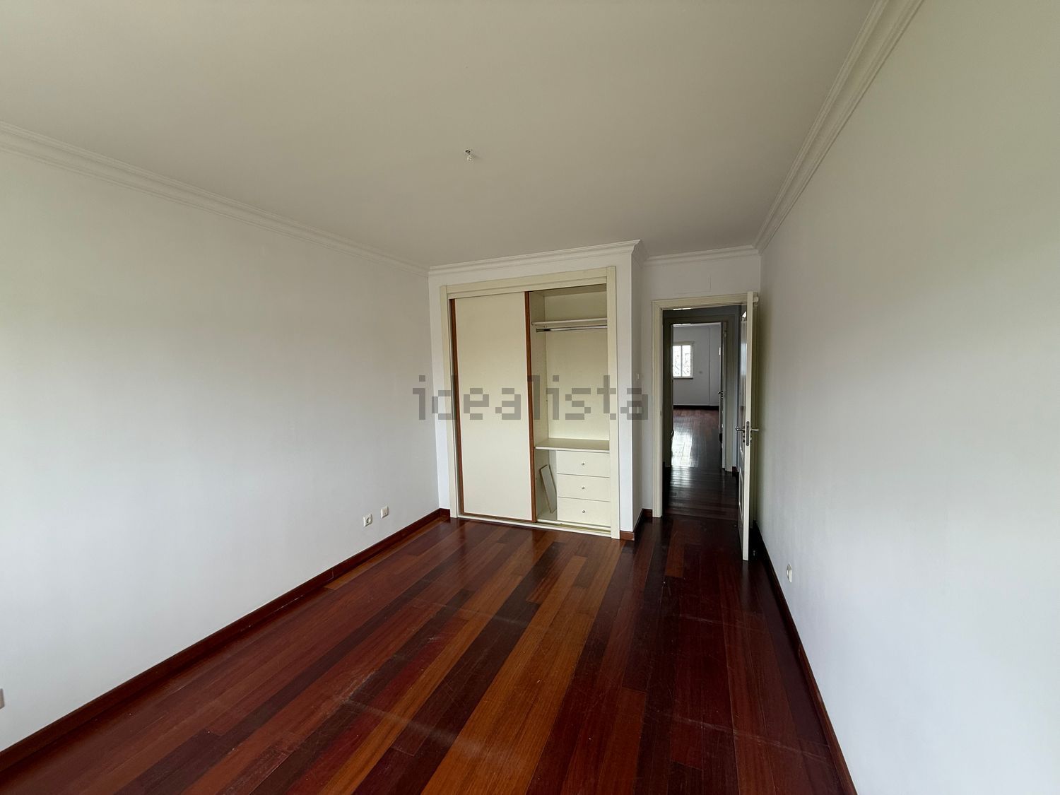 出租公寓 t2在Rua José Farinha, 24 - 居住