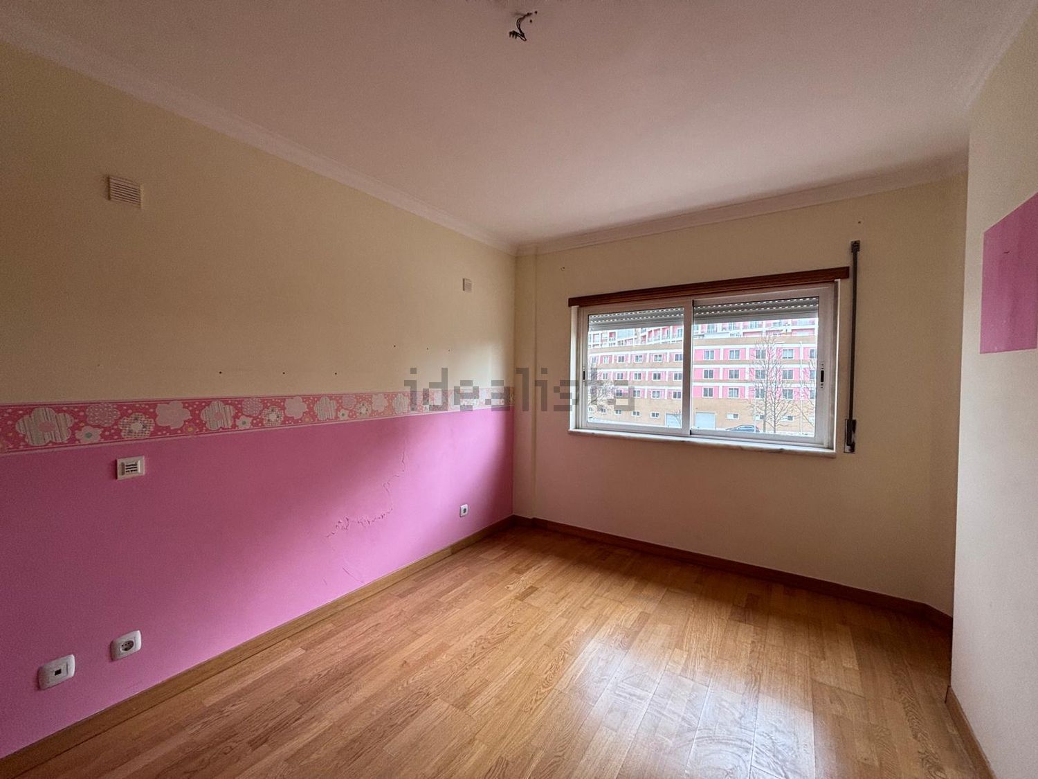 出租公寓 t3在Rua António Garibaldi, 14 - 卧室