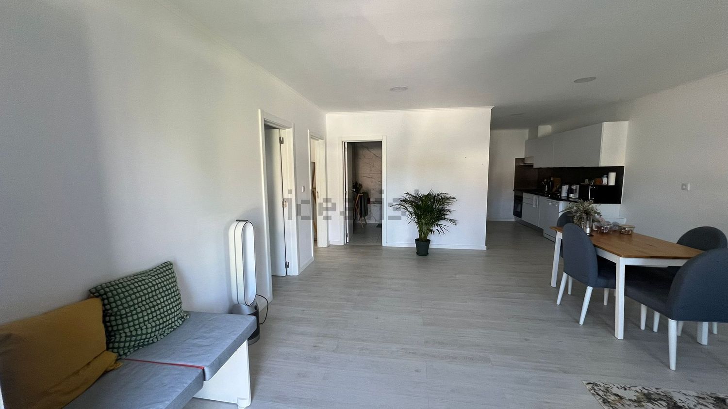 出租小楼房或独栋别墅在Rua Rui Cinatti, 391 - 过道