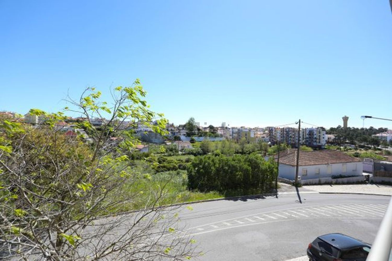 公寓 t2出售在Rua da Bica - 照片