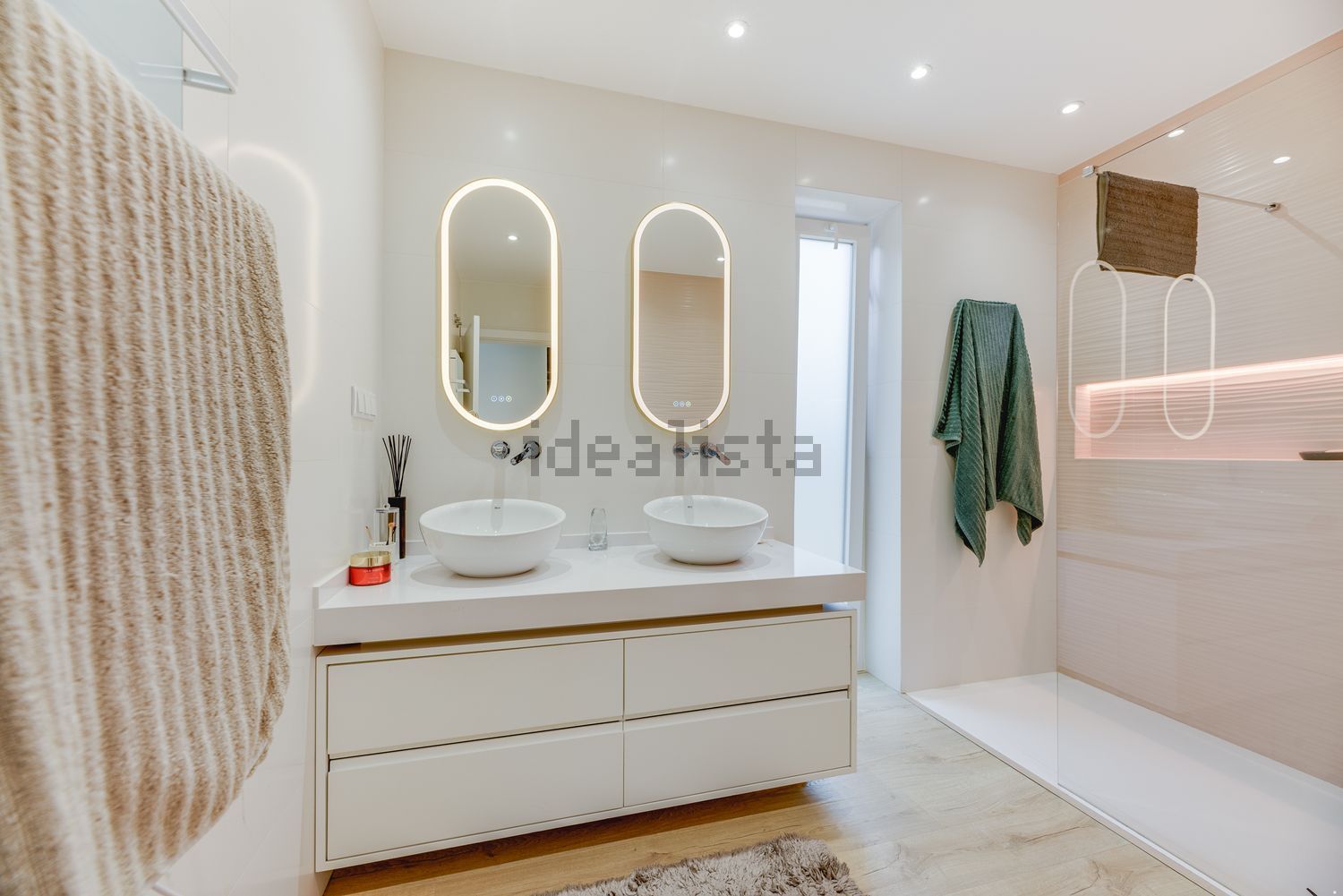 小楼房或独栋别墅出售在Rua da Mandinga s/n - 卫生间