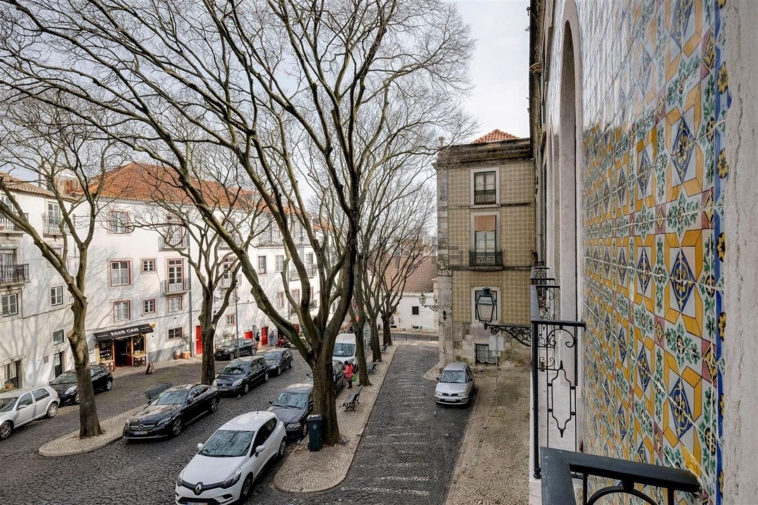 双拼别墅出售在Largo do Contador Mor, 21 - 视线