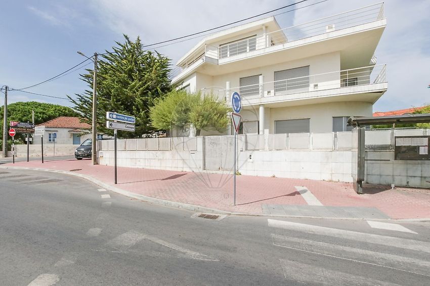 出租小楼房或独栋别墅在Marco Cabaço - Vale Cavala