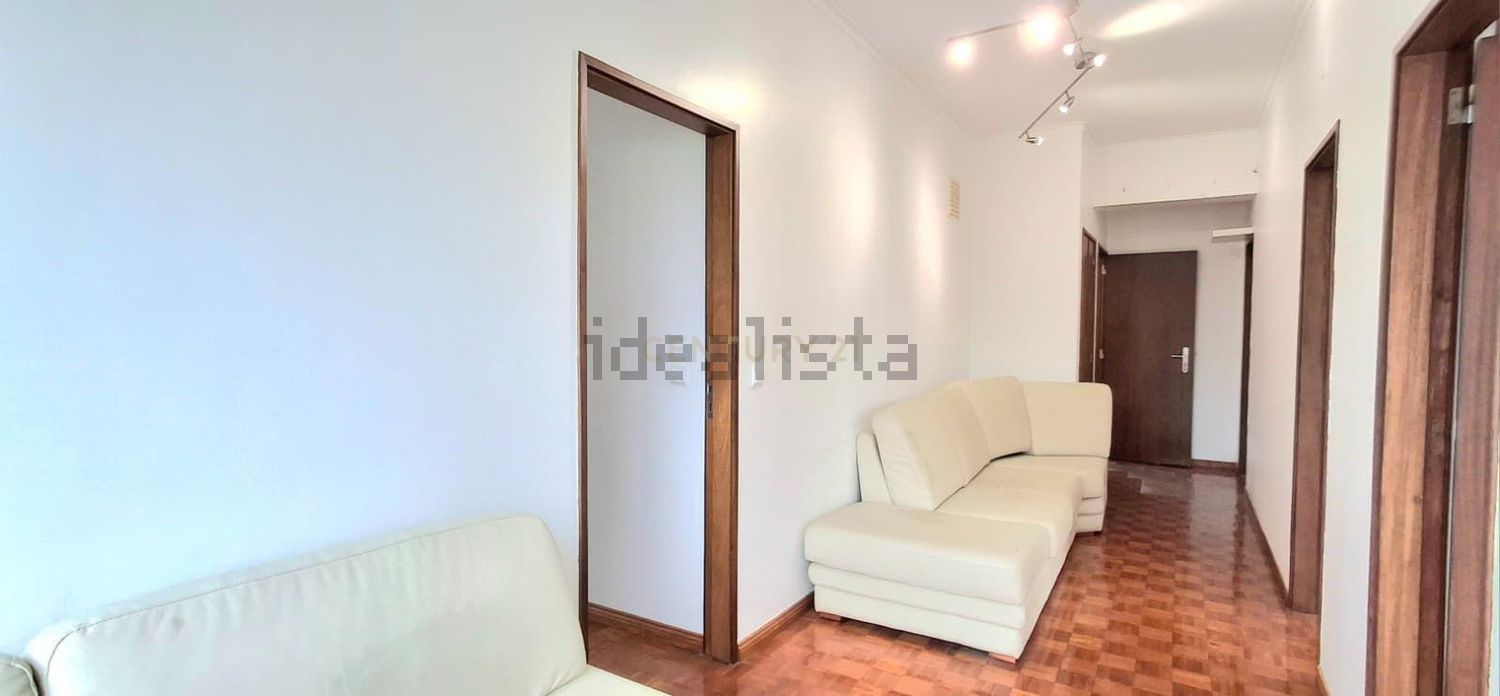 公寓 t3出售在Rua Tomás Alcaide, 100 - 卧室