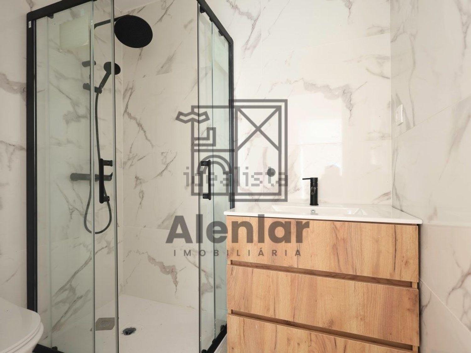 小楼房或独栋别墅出售在Ventosa - 平面图