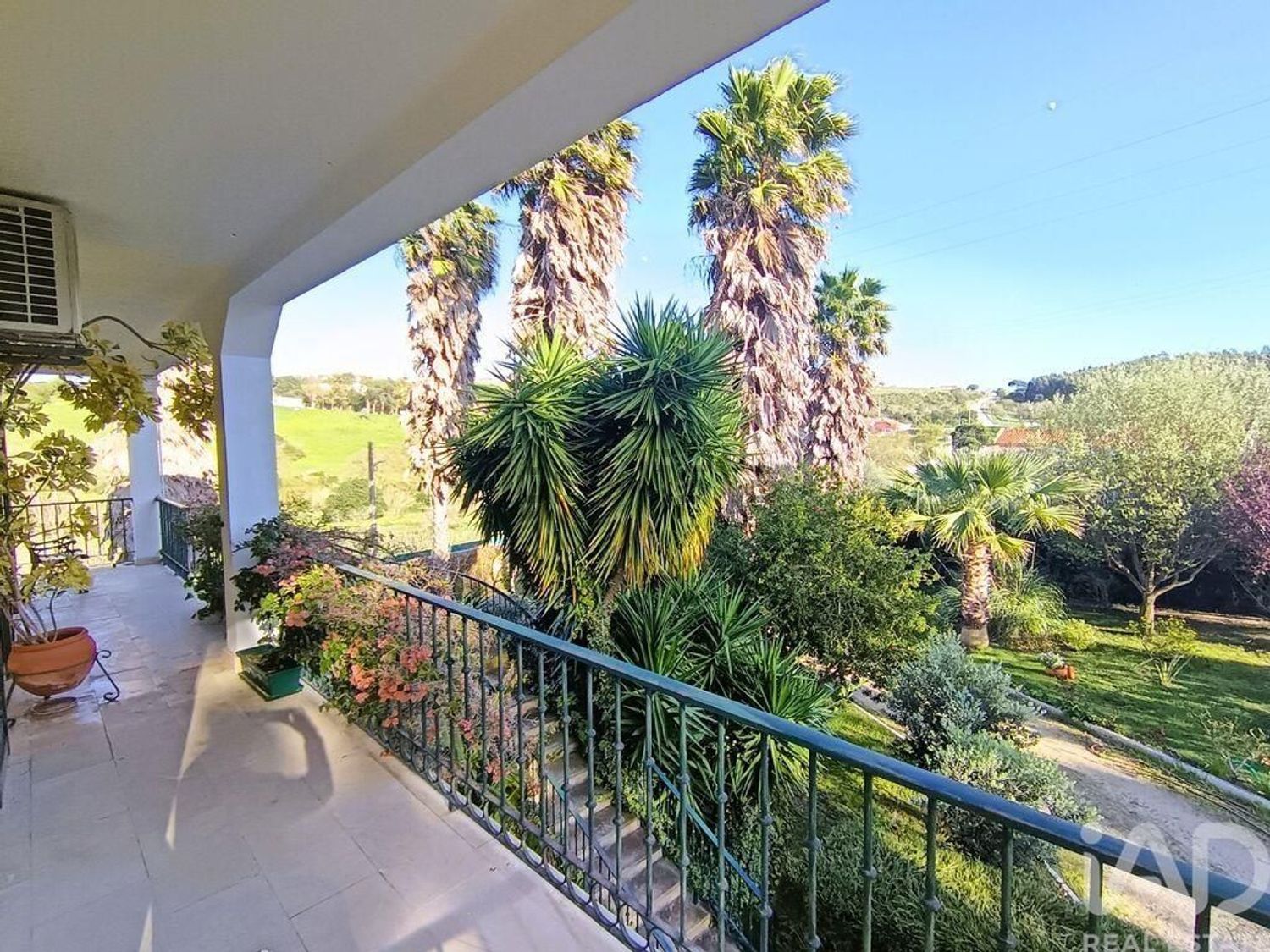 小楼房或独栋别墅出售在Castanheira do Ribatejo e Cachoeiras - 阳台