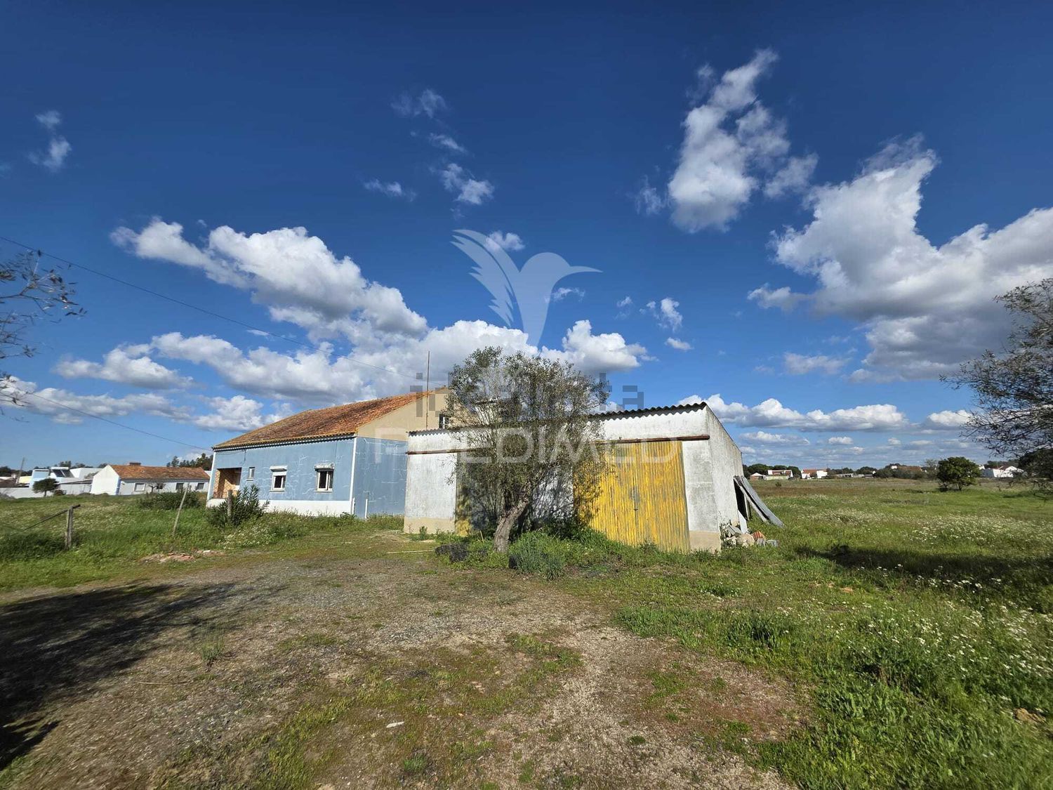 小楼房或独栋别墅出售在Rua Cândido de Matos Vieira - 外立面