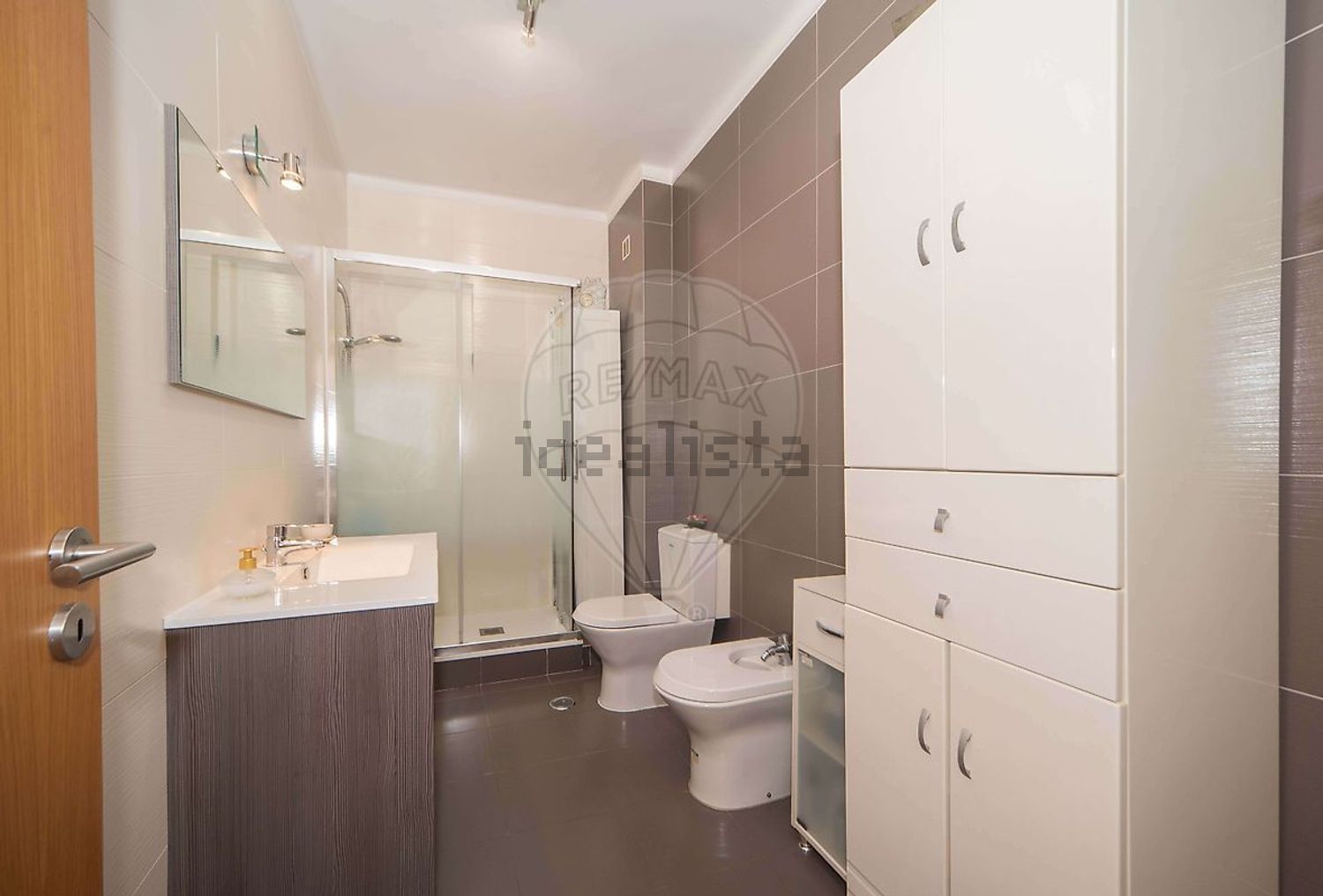 公寓 t2出售在Praça Professor Egas Moniz - 卫生间