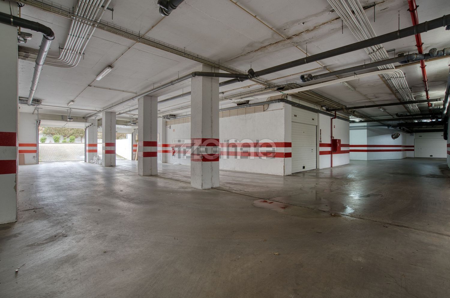 复式公寓出售在Rua dos Eucaliptos, 2 - 停车位