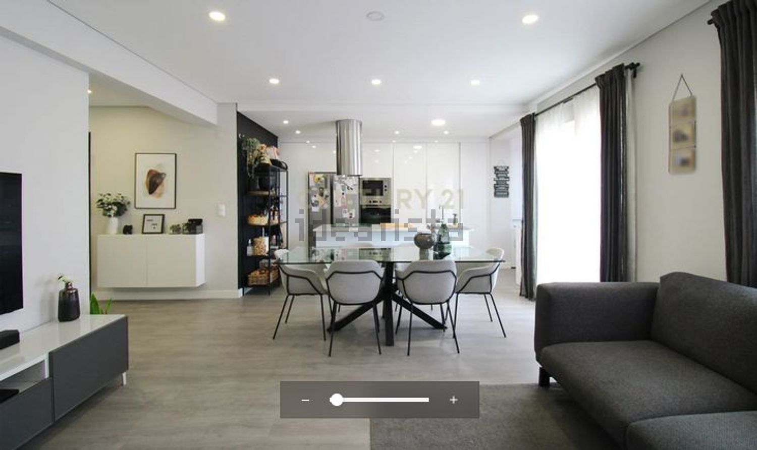 公寓 t3出售在Rua Catarina Eufémia - 客厅