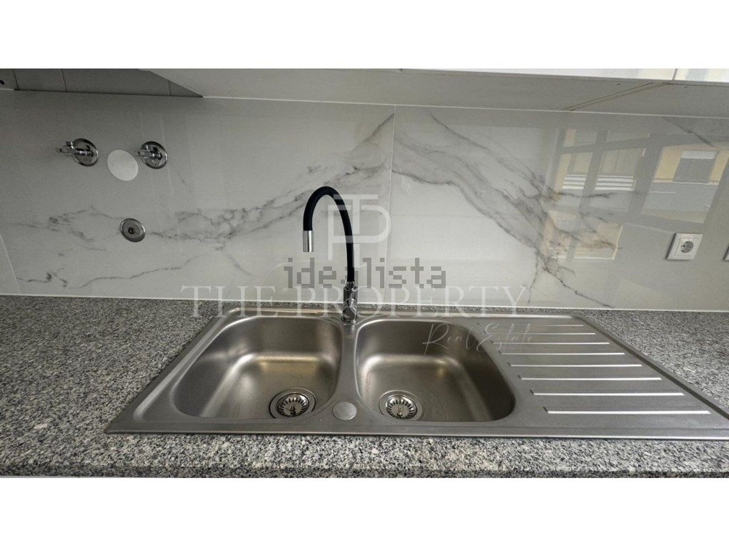 公寓 t3出售在Avenida Arsenal do Alfeite - 厨房