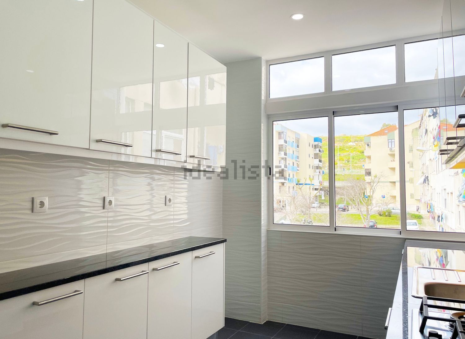 出租公寓 t2在Avenida do Ultramar, 18 - 厨房