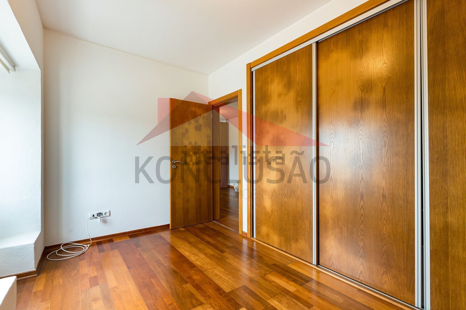 出租复式公寓在Bairro dos Mojões - 卧室