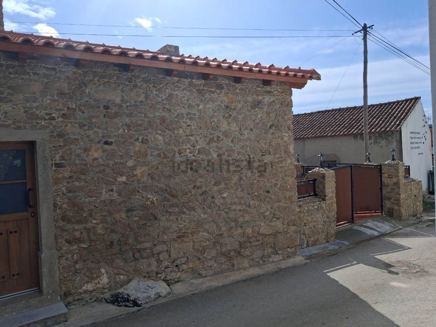 小楼房或独栋别墅出售在São Bartolomeu dos Galegos e Moledo - 外立面