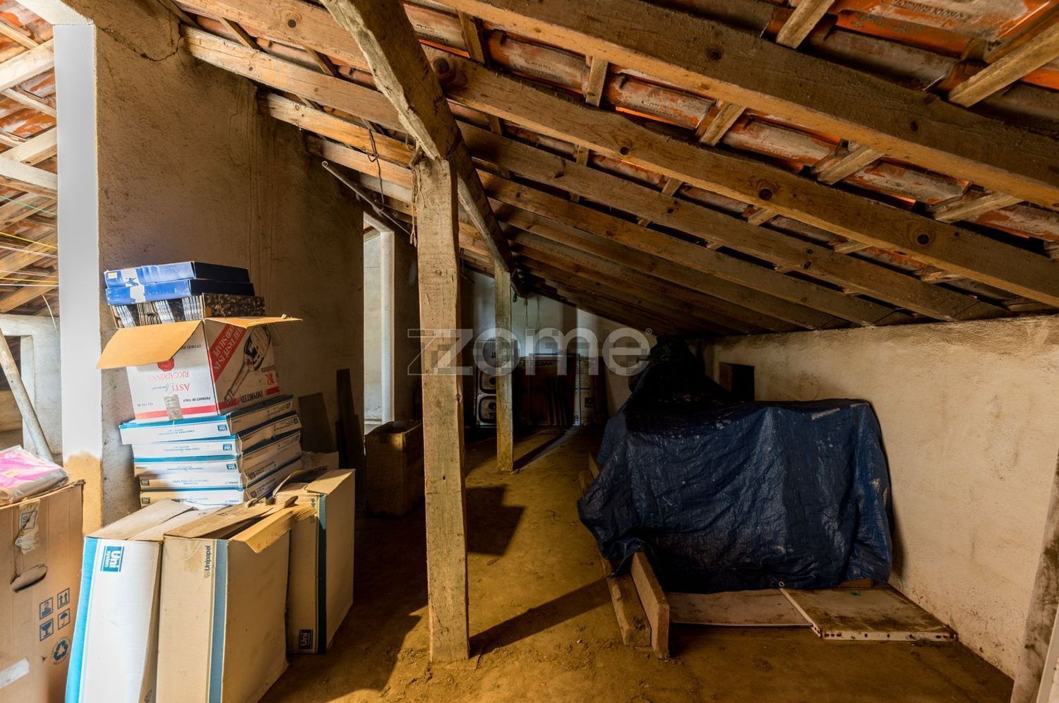 小楼房或独栋别墅出售在Rua Faustino Freitas, 31 - 阁楼