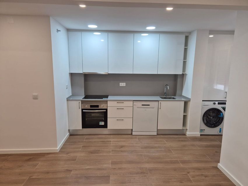 出租公寓 t2在Rua Dona Silvia Cardoso, 4