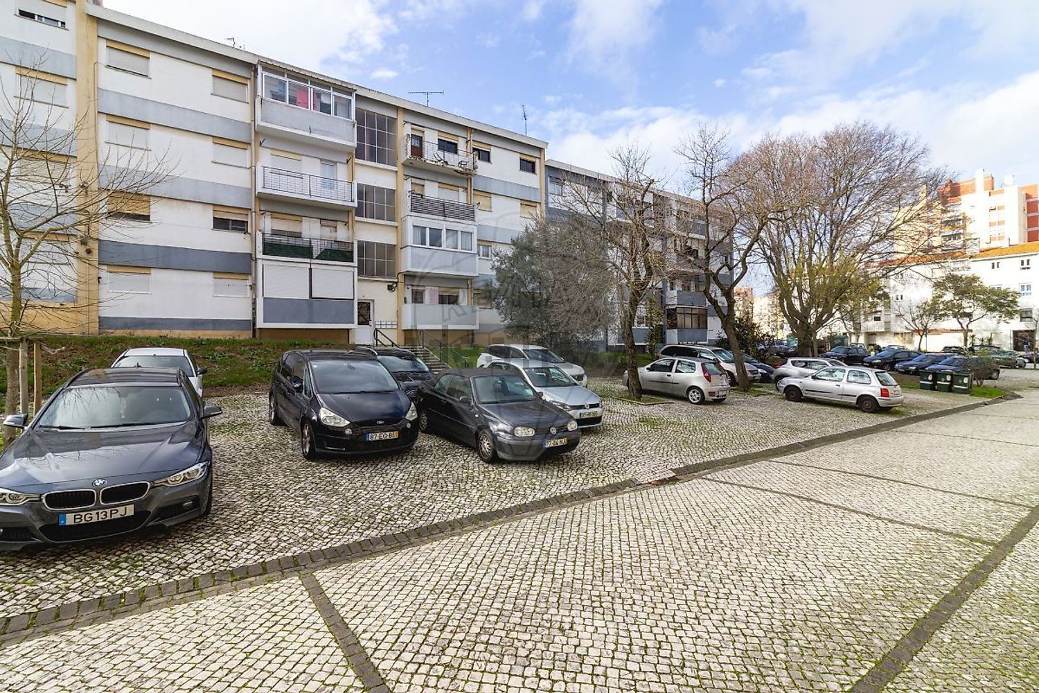 公寓 t3出售在Rua Vila de Farim - 视线