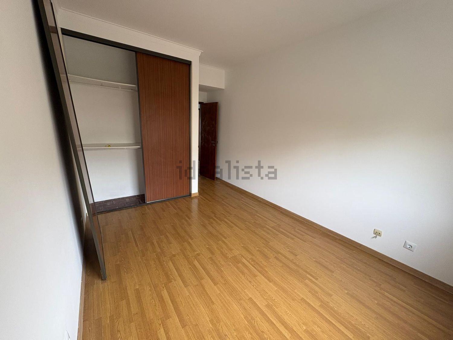 出租公寓 t2在Rua Armando Cortesão, 28 - 居住