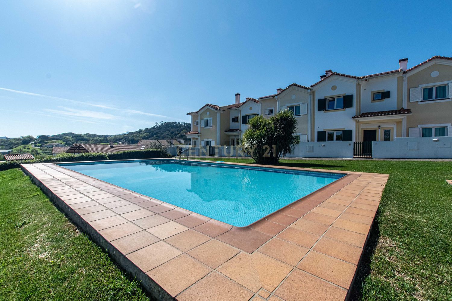联排别墅出售在Venda do Pinheiro e Santo Estêvão das Galés - 游泳池