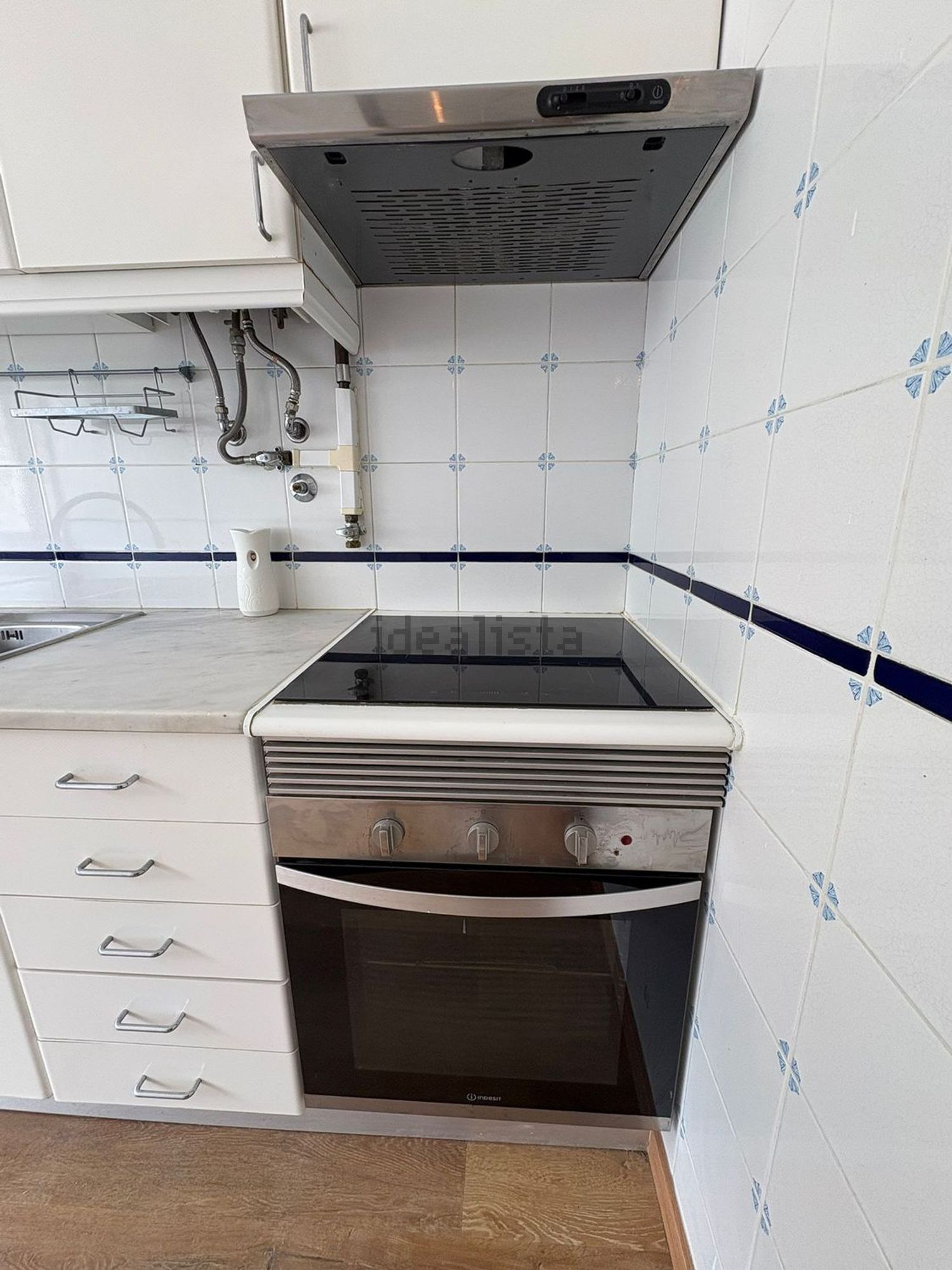 出租公寓 t2在Rua Armando Cortesão, 28 - 厨房