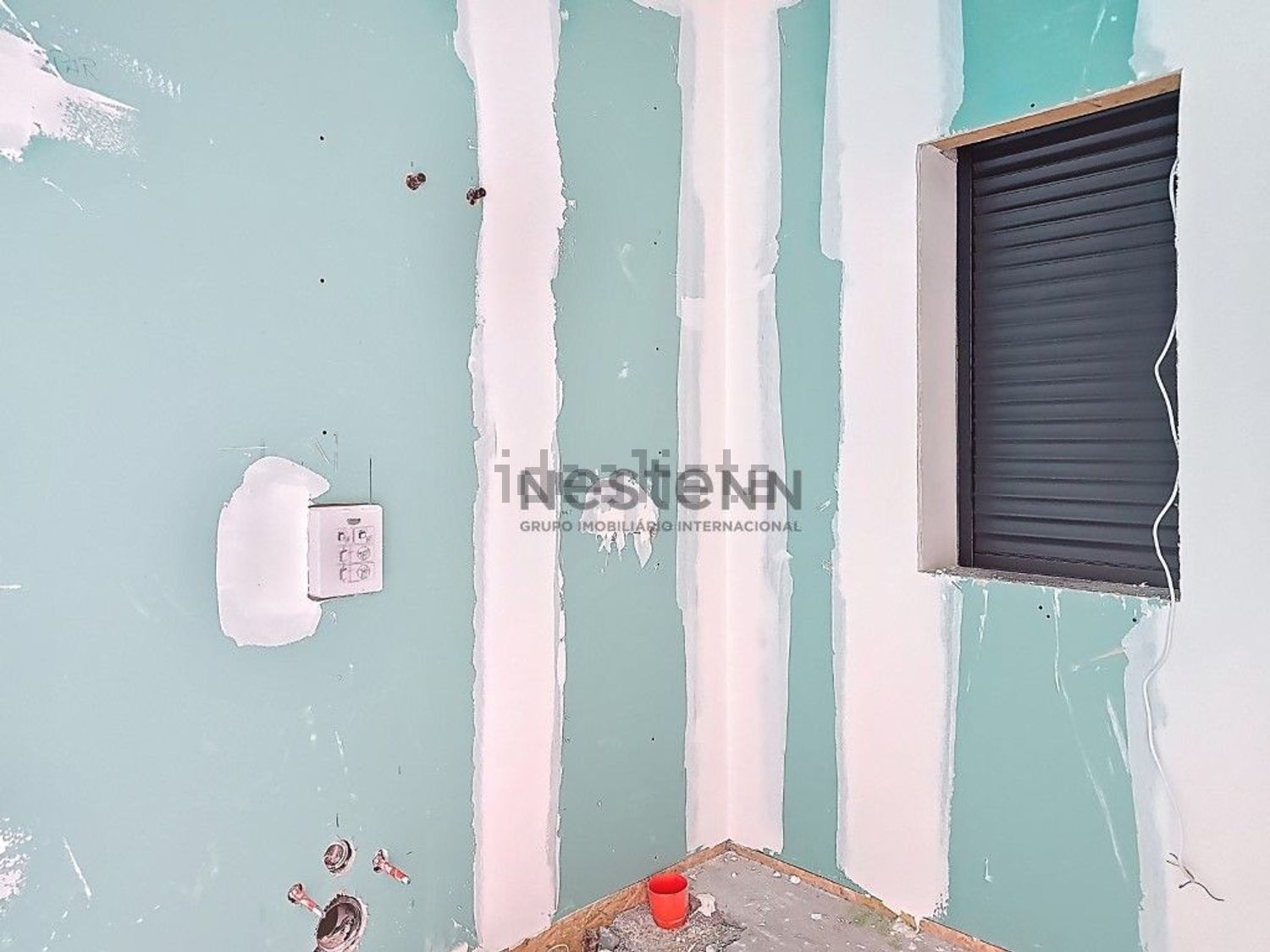 小楼房或独栋别墅出售在Lamas e Cercal - 照片