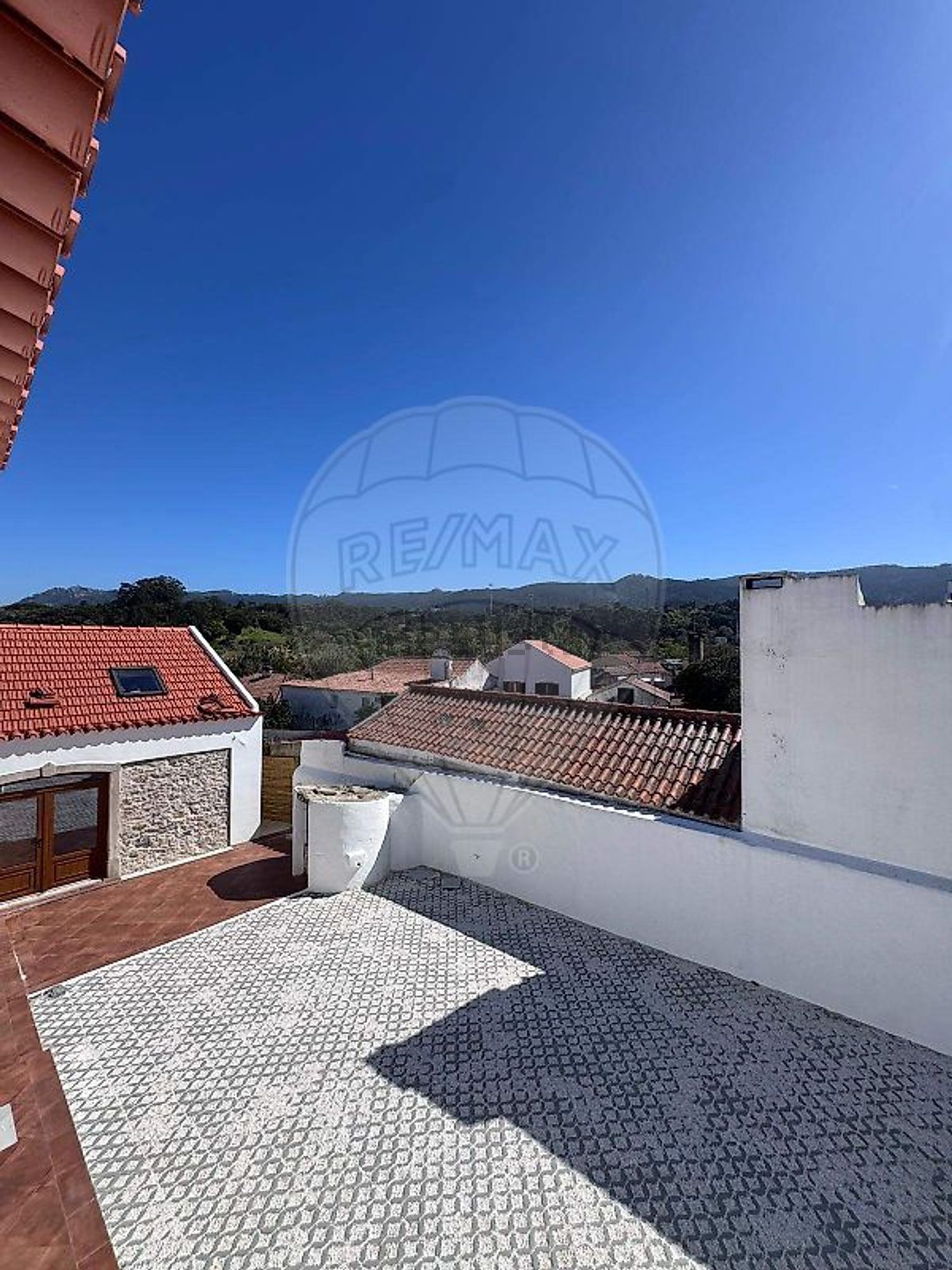 小楼房或独栋别墅出售在Rua da Ribeirinha - 阳台